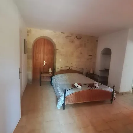 Convivial A 85 M² Avec Terrasse_2 Uzès